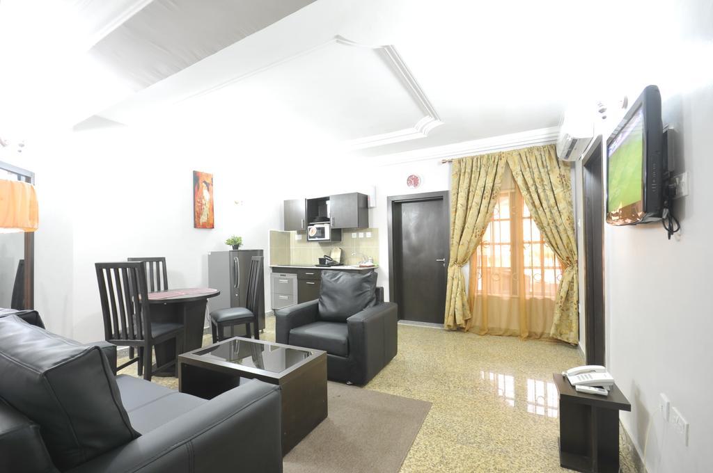 Sheer Luxury Apartments And Suites Abuja Phòng bức ảnh