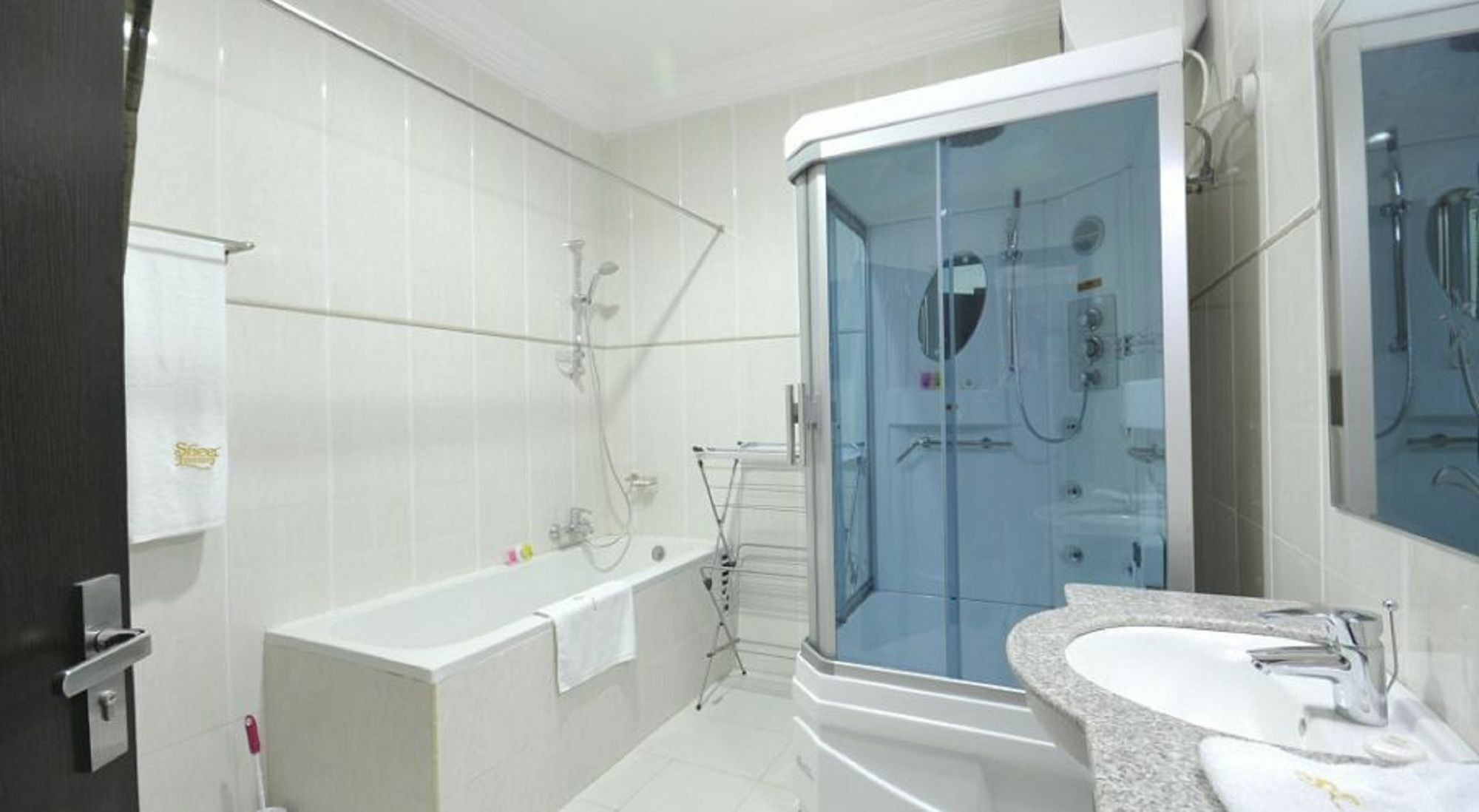 Sheer Luxury Apartments And Suites Abuja Ngoại thất bức ảnh